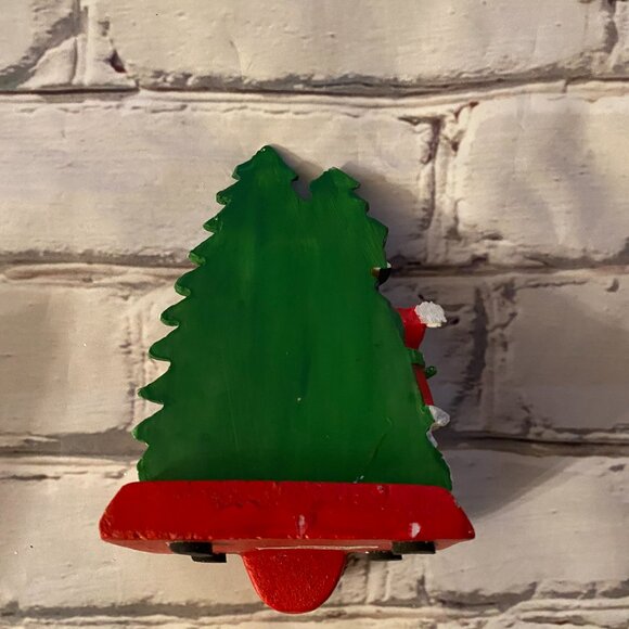 Vintage Christmas Street Stocking Hanger With Bear Family - Picture 6 of 6